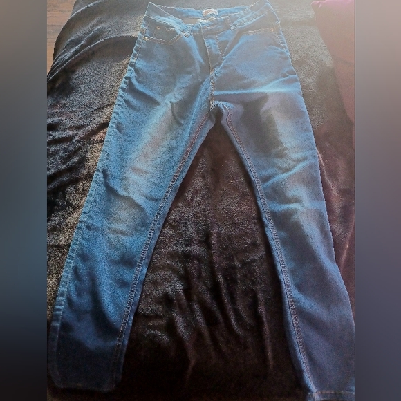 Red Bottom Jeans - Picture 2 of 4